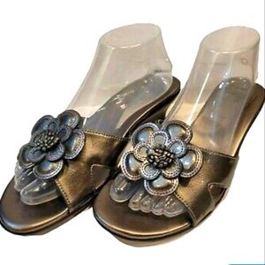 Ok metallic grey heels